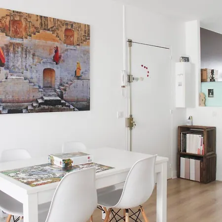 Apartman Through - Place De La Reunion Párizs